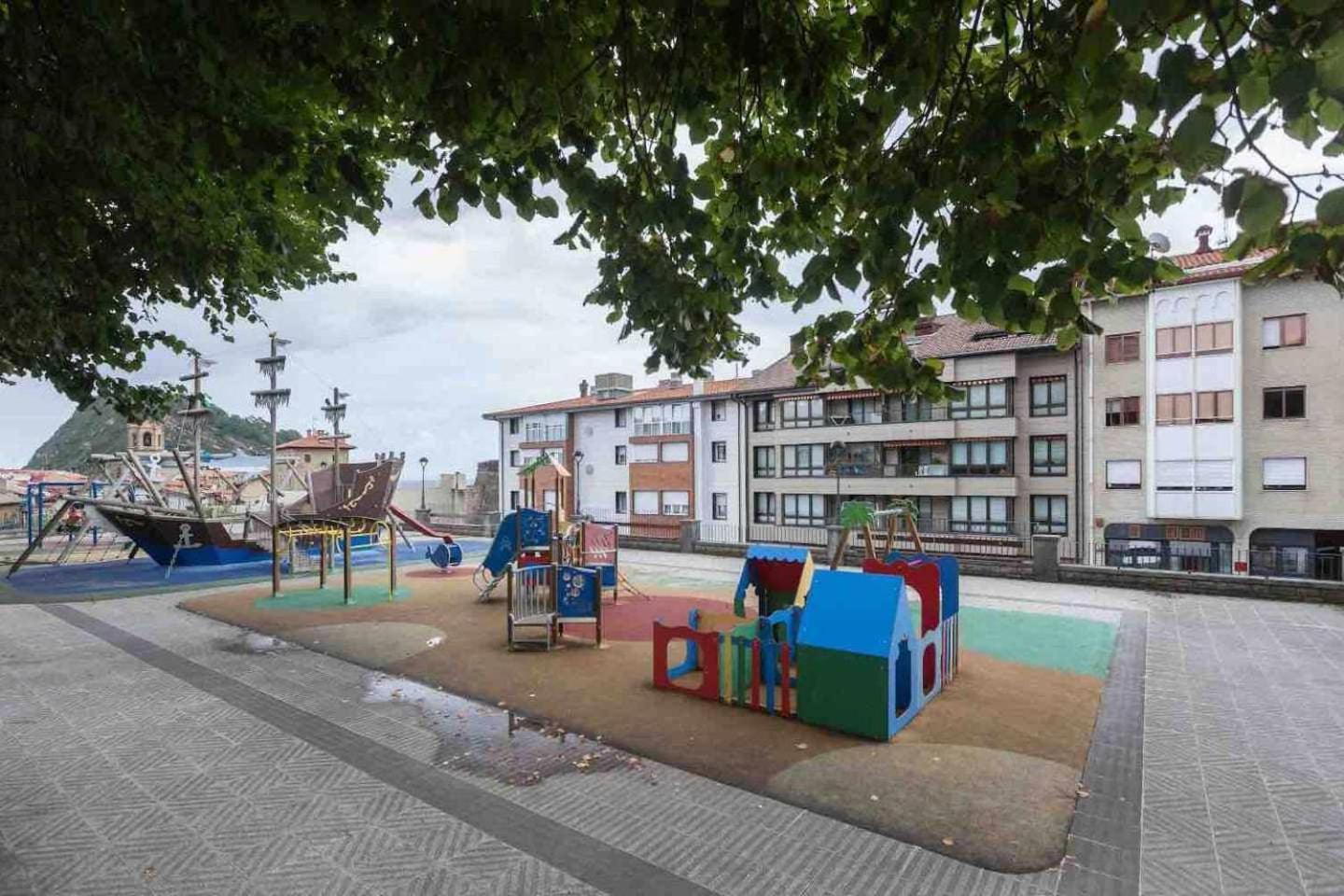 Lur Apartment